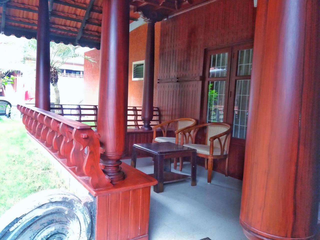 Nikhil Ayurvedic Heritage Hotell Varkala Eksteriør bilde